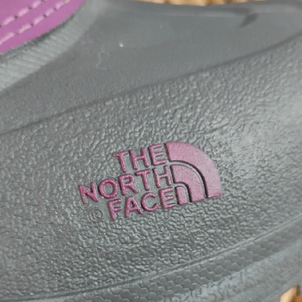 The North Face Insulated Waterproof Boots Big Kids' Size 5 Purple Black Gray